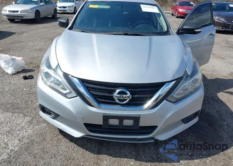 2017 Nissan Altima 2.5 из США, поврежденный, VIN 1N4AL3AP2HC206199